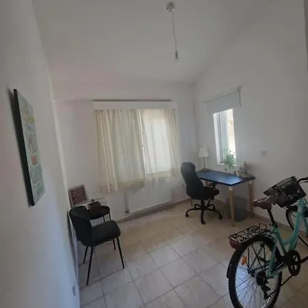 ヴィラ Peaceful Kallepia With Private Pool & Mountain Views