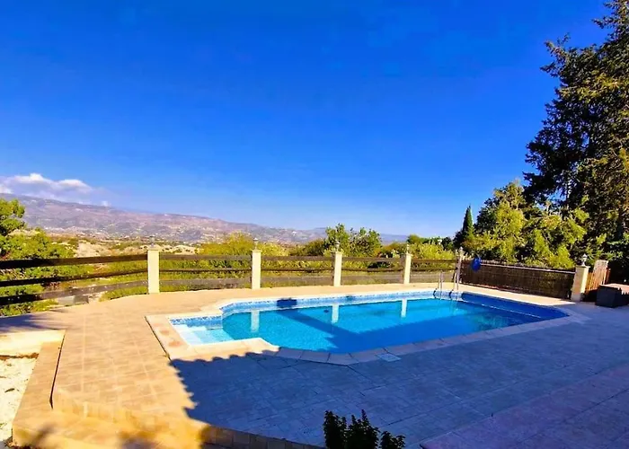 In Kallepia-luxurious Paphos