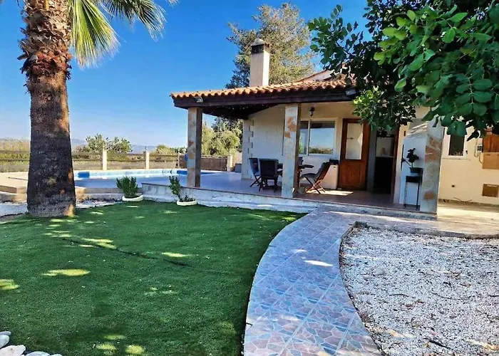 In Kallepia-luxurious Villa *