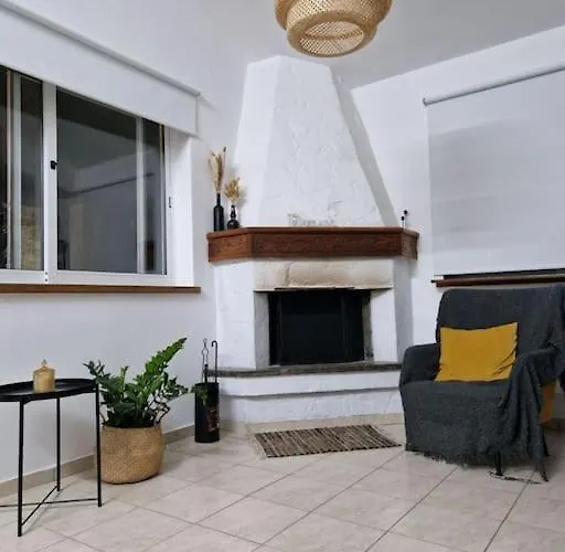 In Kallepia-luxurious Villa Paphos