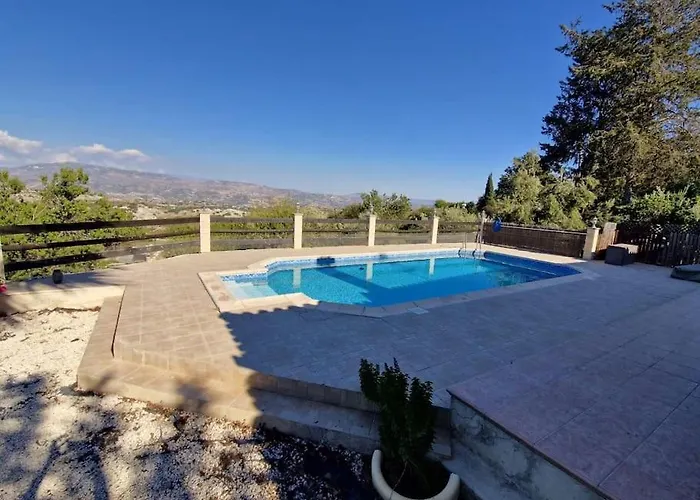 In Kallepia-luxurious Πάφος