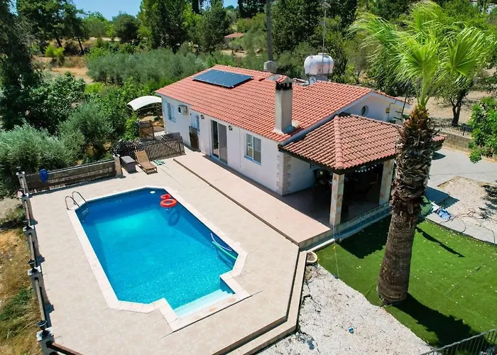 Villa In Kallepia-luxurious